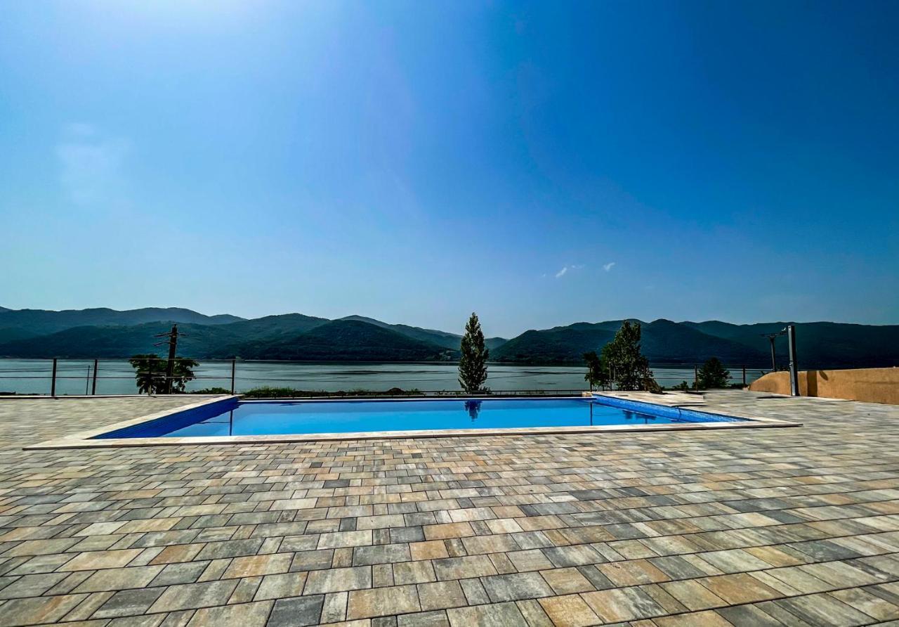 Pensiunea Balkan Gornea Exterior photo